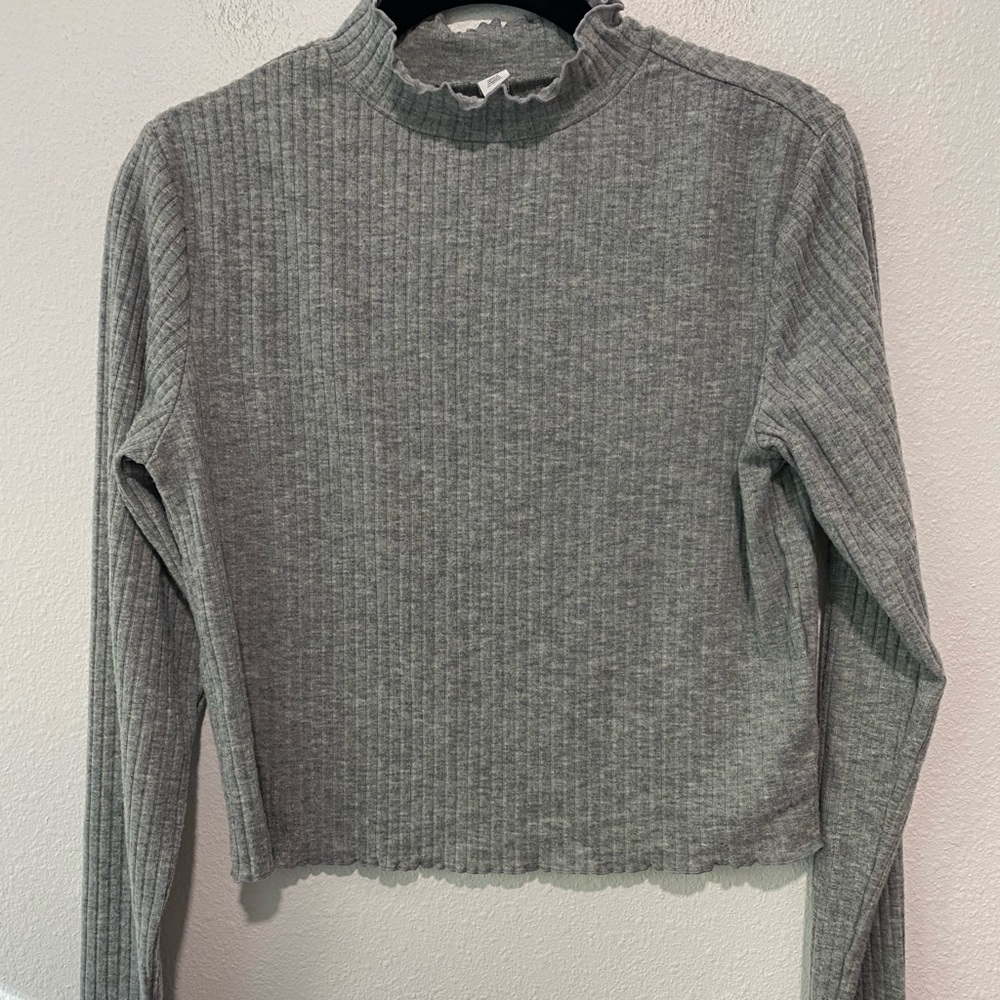 BP Gray Crop Cabbage Detail Crop SZ M